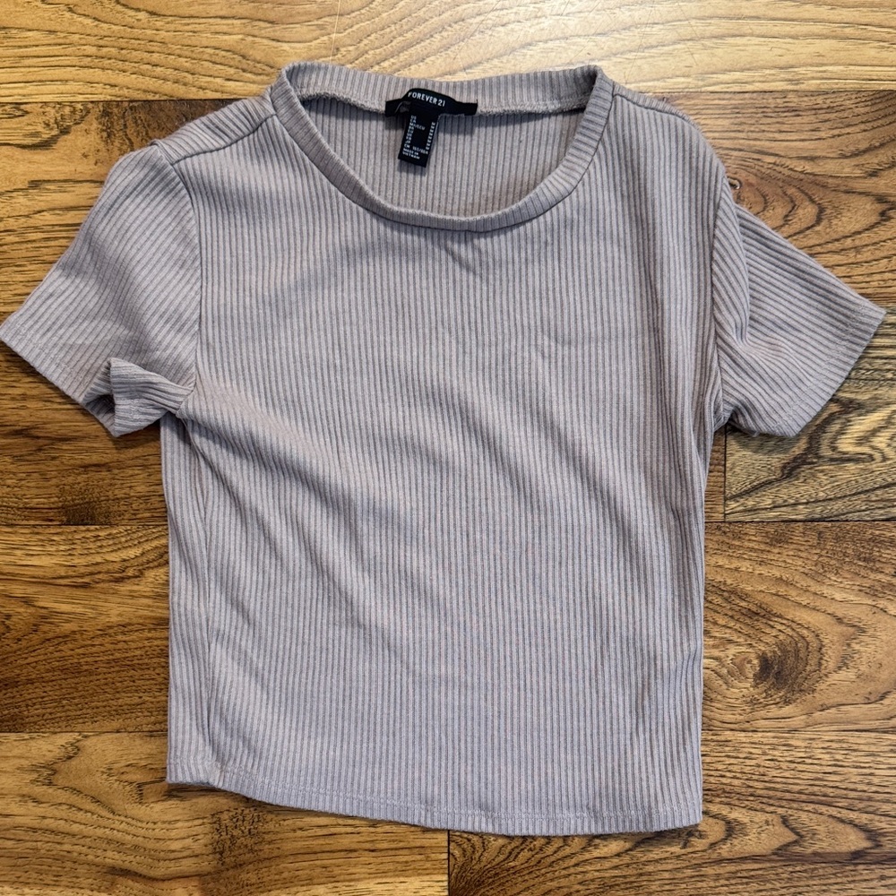 Forever 21 Ribbed Taupe Short Sleeve Tee